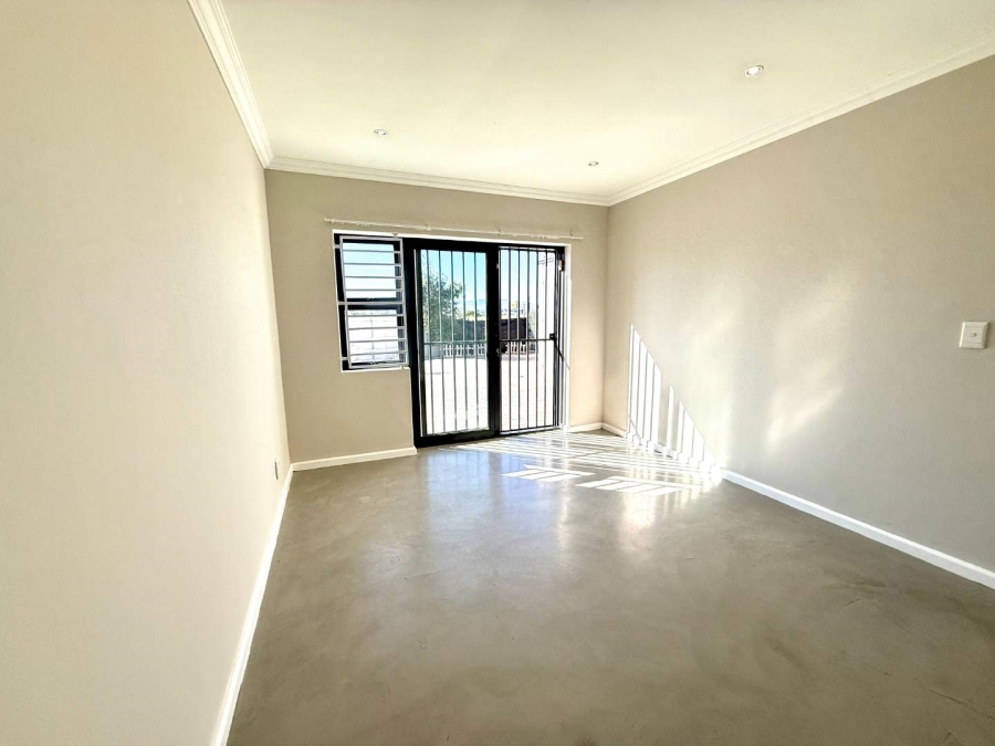 To Let 5 Bedroom Property for Rent in Parklands North Western Cape